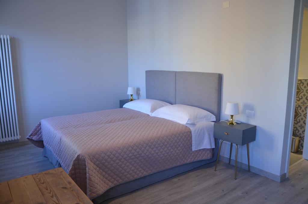 Dimora 16 Rooms & Garden Prato  Extérieur photo
