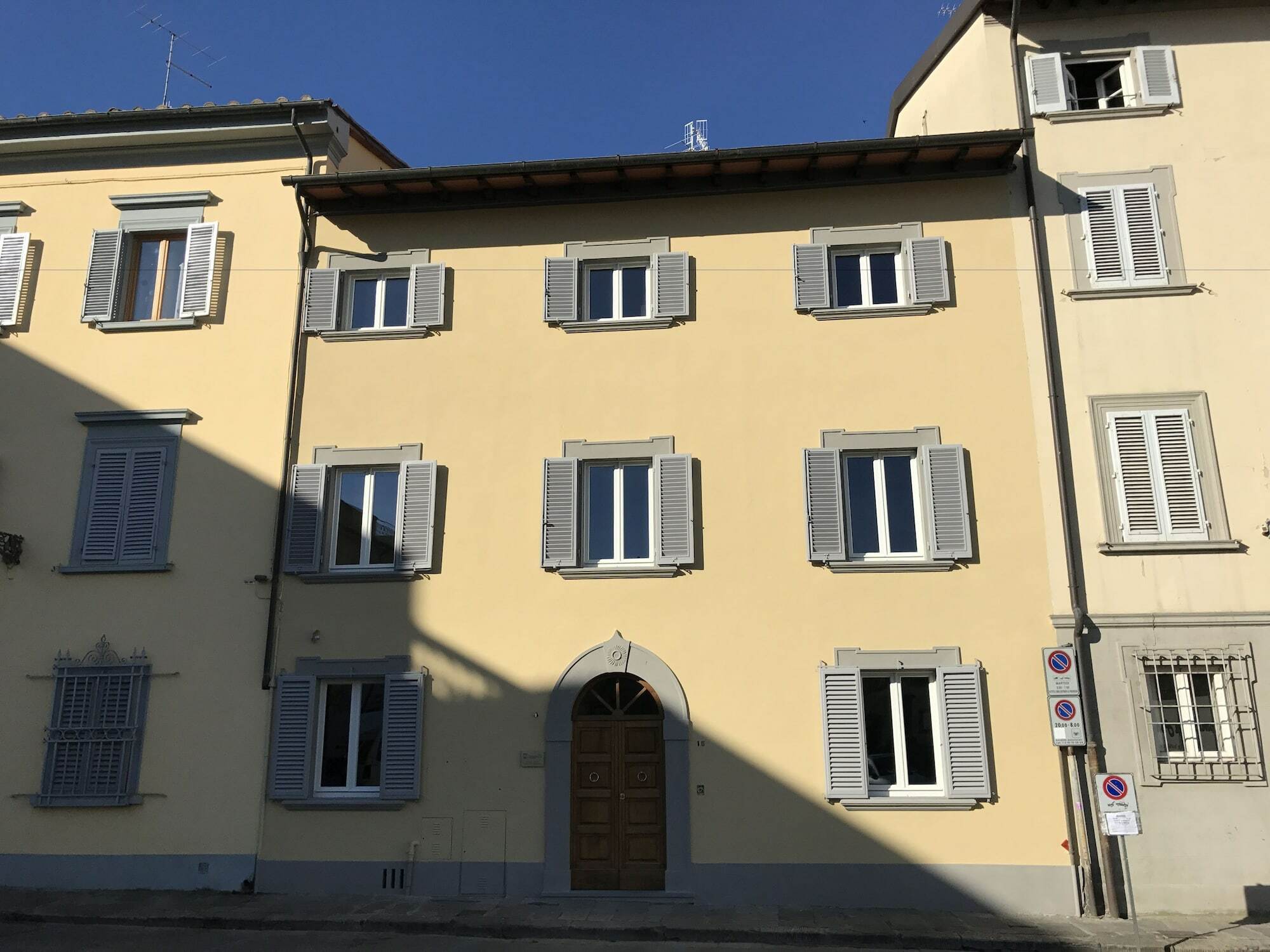 Dimora 16 Rooms & Garden Prato  Extérieur photo